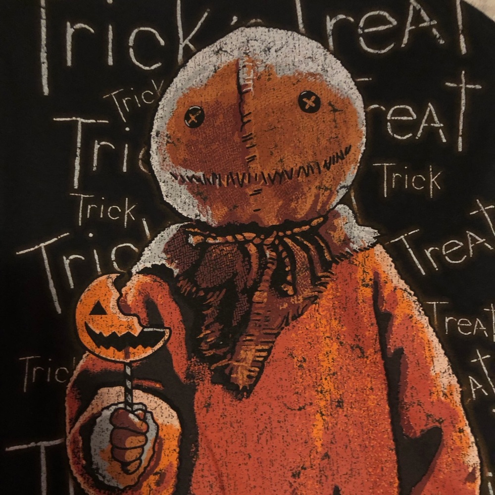 NWT Halloween Hot Topic tee